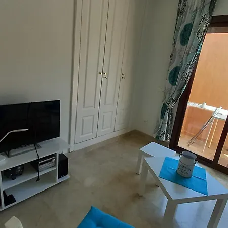 Sonne Und - Anafi Guestroom בית אירוח מנילבה